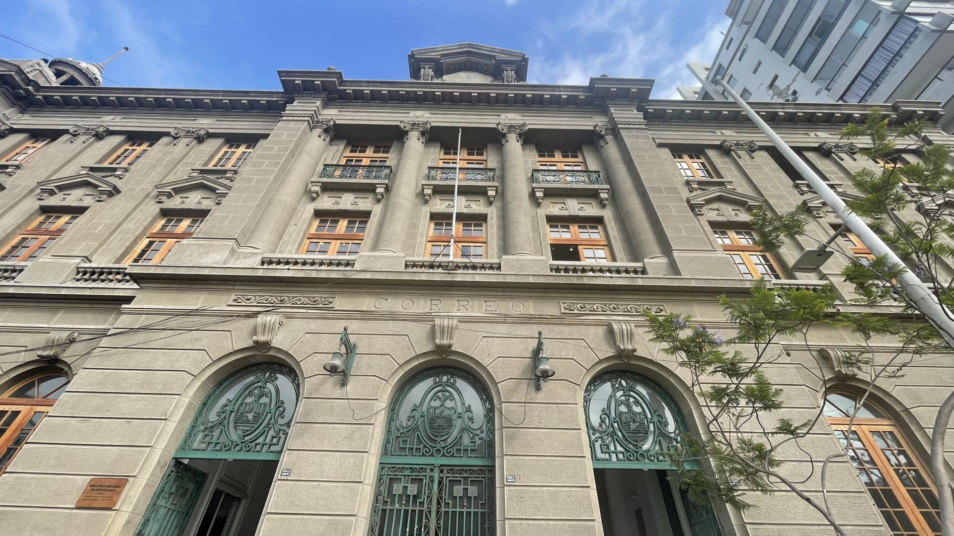 Frontis Biblioteca Regional de Antofagasta