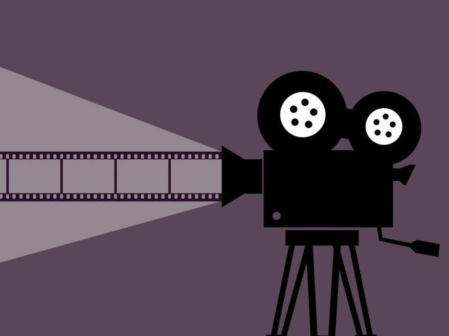 cámara de rodaje proyectando película