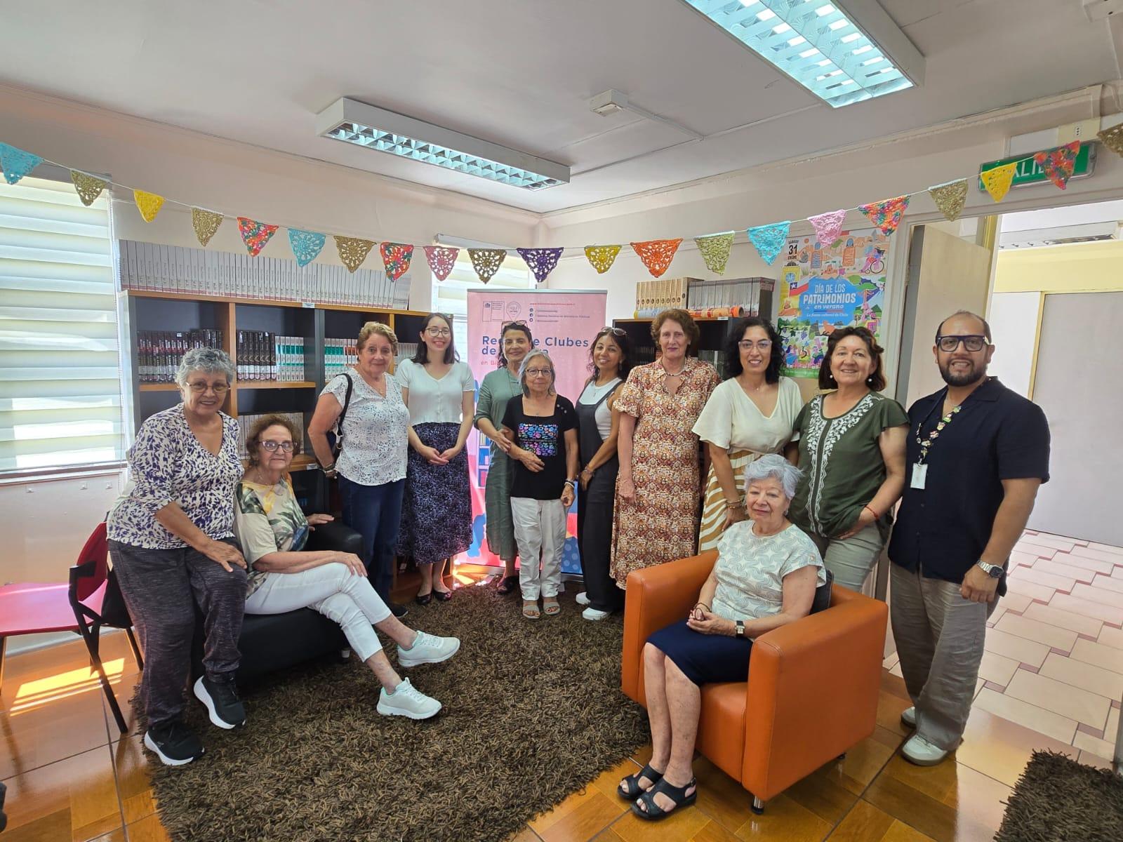 Red de clubes de lectura y equipo de Fomento Lector